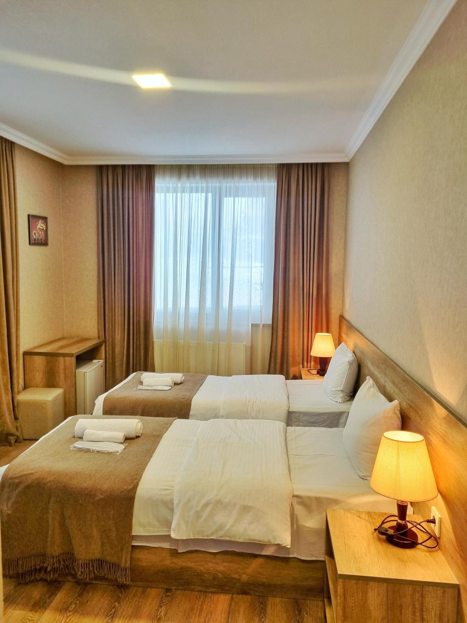 Sunshine Kazbegi Hotel Ngoại thất bức ảnh